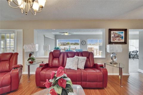 Casa en venta en Sun City Center, Florida, 2 dormitorios, 234.86 m2 № 1569703 - foto 26
