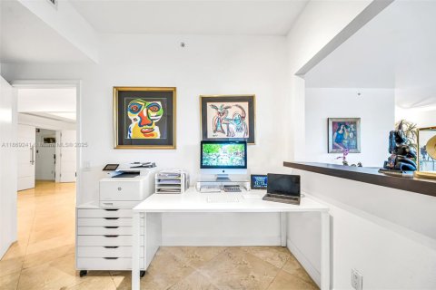 Condo in Aventura, Florida, 2 bedrooms  № 1921860 - photo 7