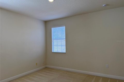 Villa ou maison à louer à Kissimmee, Floride: 5 chambres, 319.03 m2 № 2106756 - photo 18