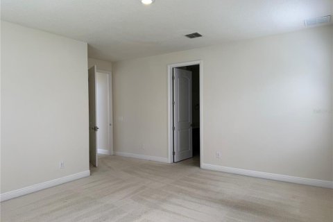 Villa ou maison à louer à Kissimmee, Floride: 5 chambres, 319.03 m2 № 2106756 - photo 15
