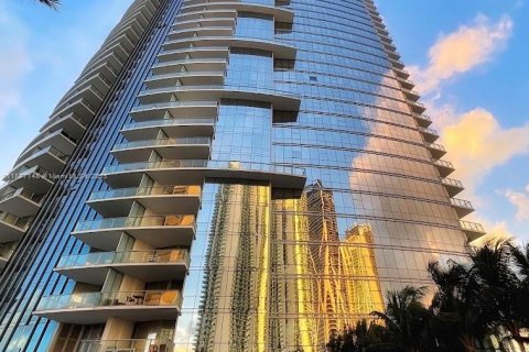 Condo in Miami, Florida  № 1895971 - photo 1