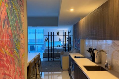 Condo in Miami, Florida  № 1895971 - photo 21