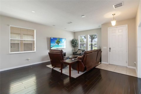 Casa en venta en Orlando, Florida, 4 dormitorios, 222.59 m2 № 1751729 - foto 9