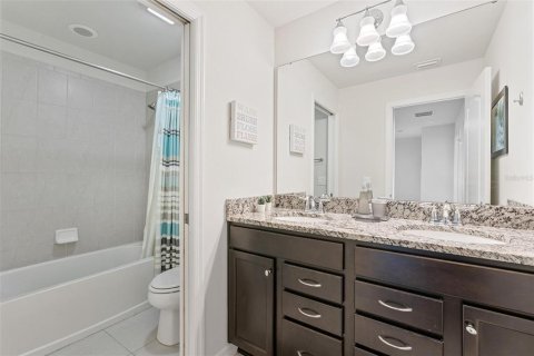 Townhouse in Kissimmee, Florida 5 bedrooms, 210.24 sq.m. № 2097842 - photo 7