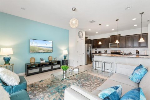 Townhouse in Kissimmee, Florida 5 bedrooms, 210.24 sq.m. № 2097842 - photo 3