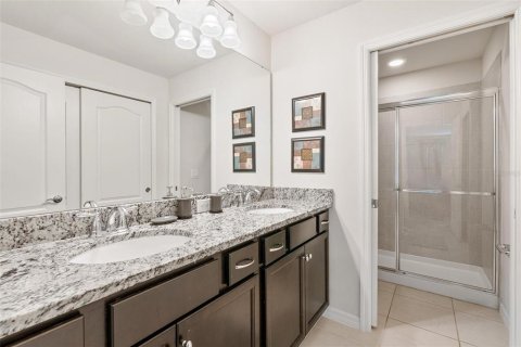 Townhouse in Kissimmee, Florida 5 bedrooms, 210.24 sq.m. № 2097842 - photo 16