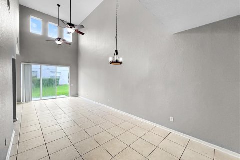 Townhouse in Orlando, Florida 3 bedrooms, 190.82 sq.m. № 2148104 - photo 6