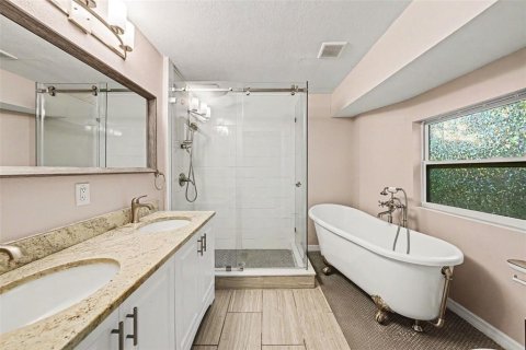 Купить виллу или дом в Тампа, Флорида 3 комнаты, 173.54м2, № 2113619 - фото 22