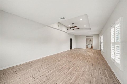 Купить виллу или дом в Тампа, Флорида 3 комнаты, 173.54м2, № 2113619 - фото 9