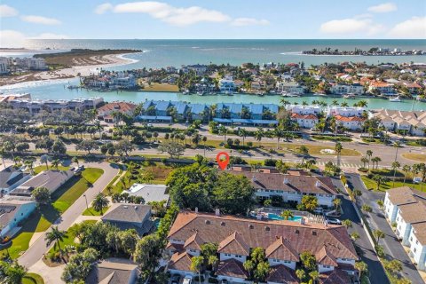 Adosado en venta en Tierra Verde, Florida, 3 dormitorios, 169.08 m2 № 2151414 - foto 3