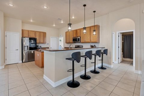 House in Punta Gorda, Florida 4 bedrooms, 229 sq.m. № 2298932 - photo 7