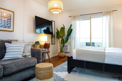 Condominio en alquiler en North Bay Village, Florida, 41.25 m2 № 1979752 - foto 4