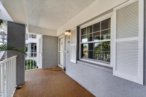 Condo in Bradenton, Florida, 2 bedrooms  № 2214460 - photo 13