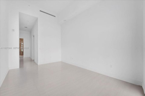 Condominio en venta en Aventura, Florida, 2 dormitorios, 130.06 m2 № 1986184 - foto 13