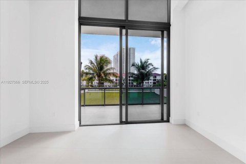 Condominio en venta en Aventura, Florida, 2 dormitorios, 130.06 m2 № 1986184 - foto 8