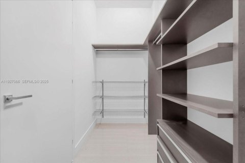 Condominio en venta en Aventura, Florida, 2 dormitorios, 130.06 m2 № 1986184 - foto 22