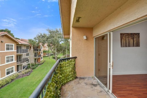 Copropriété à louer à Coral Springs, Floride: 3 chambres, 108.32 m2 № 2386997 - photo 17