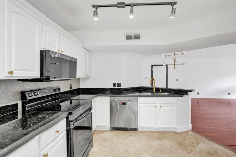Copropriété à louer à Coral Springs, Floride: 3 chambres, 108.32 m2 № 2386997 - photo 4