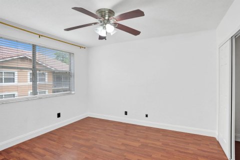 Copropriété à louer à Coral Springs, Floride: 3 chambres, 108.32 m2 № 2386997 - photo 12