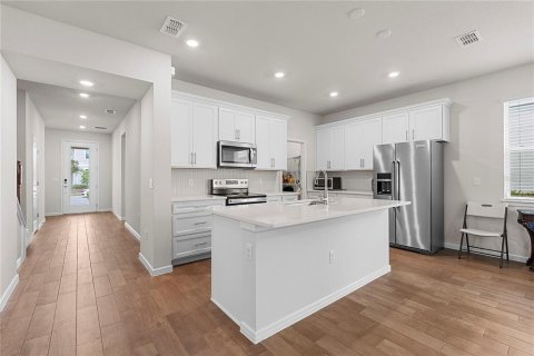 Casa en venta en Orlando, Florida, 3 dormitorios, 203.55 m2 № 2151093 - foto 5