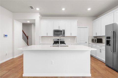 Casa en venta en Orlando, Florida, 3 dormitorios, 203.55 m2 № 2151093 - foto 6