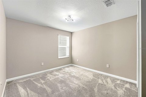 Casa en venta en Davenport, Florida, 6 dormitorios, 242.85 m2 № 2167371 - foto 13