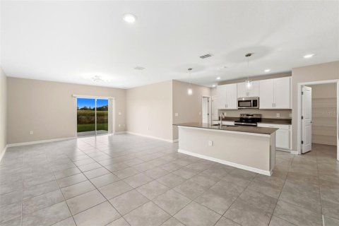 Casa en venta en Davenport, Florida, 6 dormitorios, 242.85 m2 № 2167371 - foto 28
