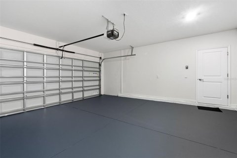 Casa en venta en Davenport, Florida, 6 dormitorios, 242.85 m2 № 2167371 - foto 21