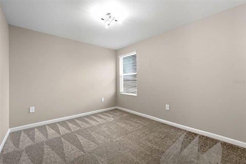 Casa en venta en Davenport, Florida, 6 dormitorios, 242.85 m2 № 2167371 - foto 12