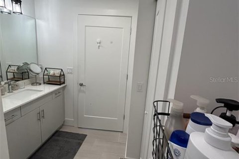 Copropriété à louer à Sarasota, Floride: 1 chambre, 79.71 m2 № 2231845 - photo 12