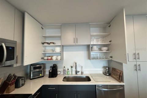 Copropriété à louer à Sarasota, Floride: 1 chambre, 79.71 m2 № 2231845 - photo 6