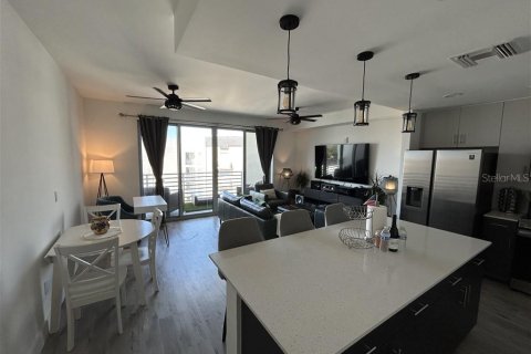 Copropriété à louer à Sarasota, Floride: 1 chambre, 79.71 m2 № 2231845 - photo 2