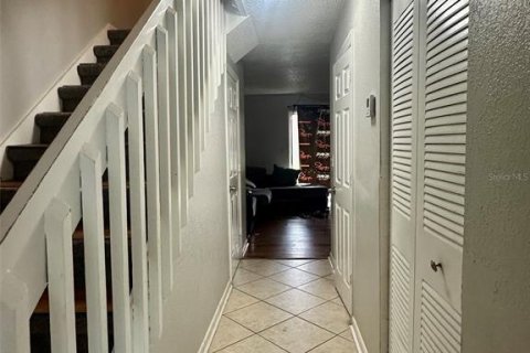 Condo in Orlando, Florida, 3 bedrooms  № 2096927 - photo 9