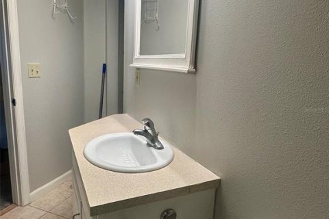 Condo in Orlando, Florida, 3 bedrooms  № 2096927 - photo 22