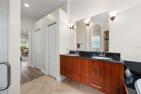 Villa ou maison à vendre à North Port, Floride: 3 chambres, 158.12 m2 № 2267478 - photo 23