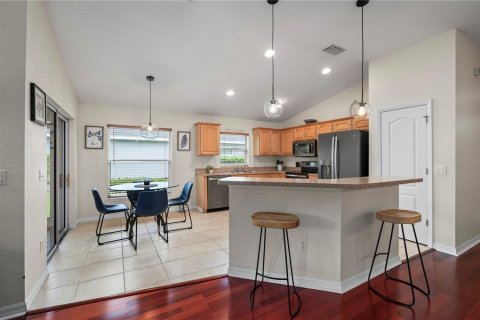 Villa ou maison à vendre à North Port, Floride: 3 chambres, 158.12 m2 № 2267478 - photo 8