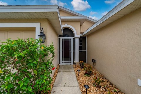 Villa ou maison à vendre à North Port, Floride: 3 chambres, 158.12 m2 № 2267478 - photo 2
