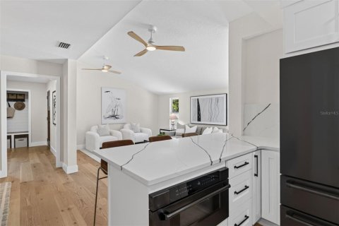 Villa ou maison à vendre à Saint Petersburg, Floride: 5 chambres, 300.07 m2 № 2203581 - photo 23