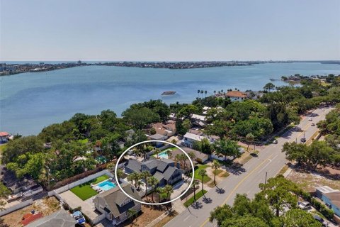 Villa ou maison à vendre à Saint Petersburg, Floride: 5 chambres, 300.07 m2 № 2203581 - photo 6