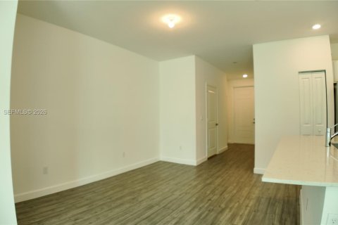 Touwnhouse à louer à Lake Worth, Floride: 3 chambres, 151.24 m2 № 2067247 - photo 12