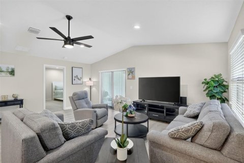 Casa en venta en St. Lucie, Florida, 2 dormitorios, 134.8 m2 № 1849590 - foto 15