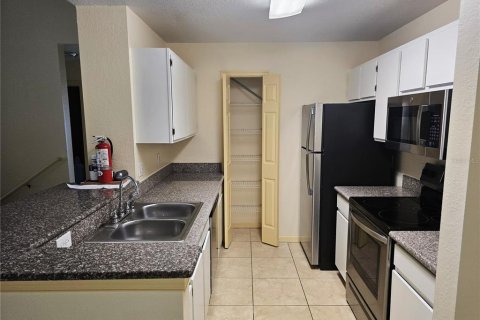 Снять в аренду кондоминиум в Брейдентон, Флорида 8 комнат, 123м2, № 1886768 - фото 29