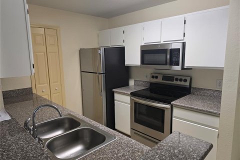 Снять в аренду кондоминиум в Брейдентон, Флорида 8 комнат, 123м2, № 1886768 - фото 28