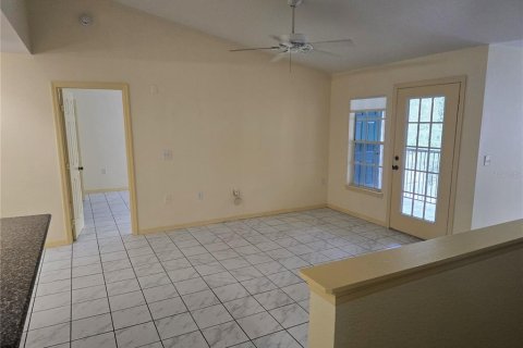 Снять в аренду кондоминиум в Брейдентон, Флорида 8 комнат, 123м2, № 1886768 - фото 12