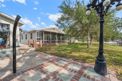 Casa en venta en New Port Richey, Florida, 4 dormitorios, 212.1 m2 № 2211184 - foto 7