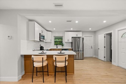 Casa en venta en Orlando, Florida, 3 dormitorios, 96.06 m2 № 1918607 - foto 5