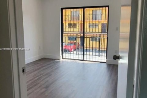 Touwnhouse à louer à Hialeah, Floride: 3 chambres, 124.21 m2 № 1952260 - photo 27