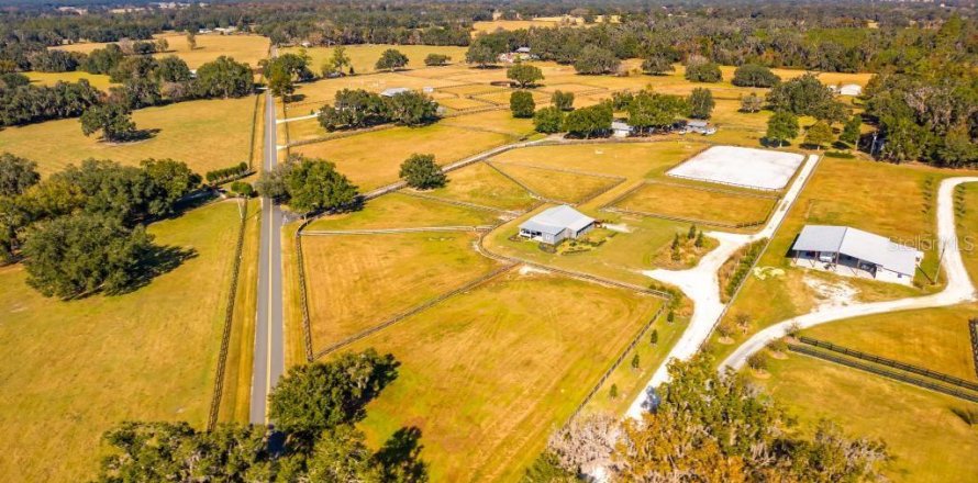 Casa en Morriston, Florida 3 dormitorios, 100.43 m2 № 2104131