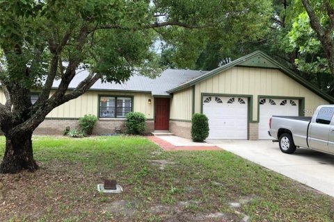 Casa en Winter Springs, Florida 3 dormitorios, 117.06 m2 № 2379009