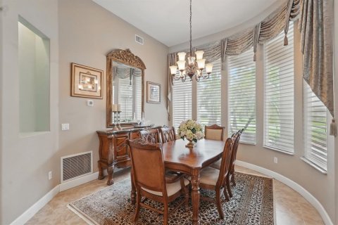House in Ormond Beach, Florida 4 bedrooms, 241.73 sq.m. № 1773341 - photo 15